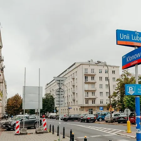 Shortstaypoland Klonowa Warsaw Exterior photo