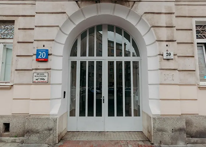 Shortstaypoland Klonowa