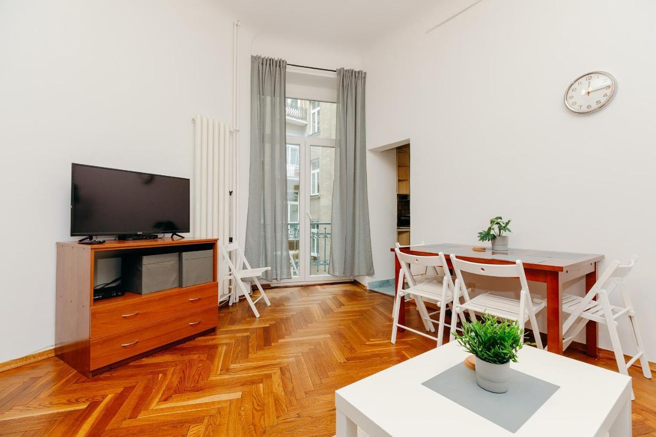 Apartment Shortstaypoland Klonowa Warsaw